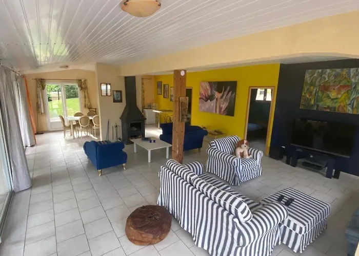 Luxury Family In The Heart Of Gascony. Large Pool & Gorgeous View וילה Tourdun