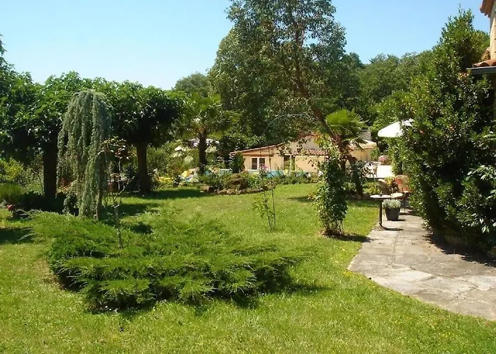 Luxury Family In The Heart Of Gascony. Large Pool & Gorgeous View וילה *