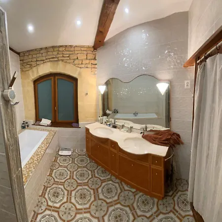 Villa Luxury Family In The Heart Of Gascony. Large Pool & Gorgeous View *