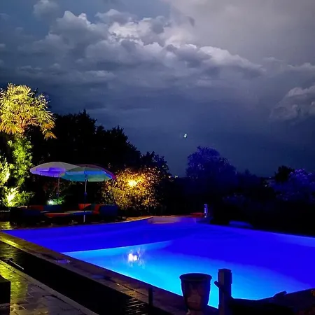 Luxury Family In The Heart Of Gascony. Large Pool & Gorgeous View Villa Tourdun