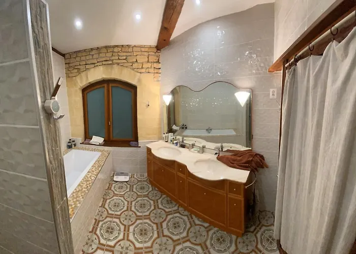 Villa Luxury Family In The Heart Of Gascony. Large Pool & Gorgeous View *