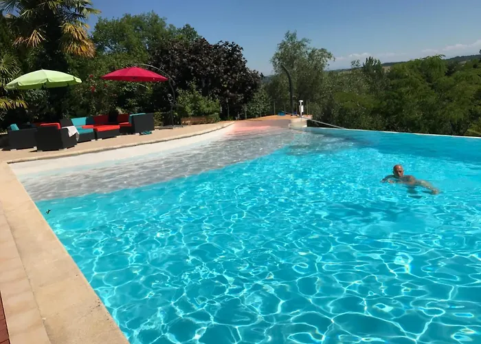 Luxury Family In The Heart Of Gascony. Large Pool & Gorgeous View * Tourdun