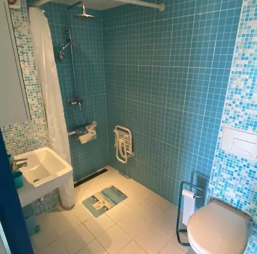 Luxury Family In The Heart Of Gascony. Large Pool & Gorgeous View Villa