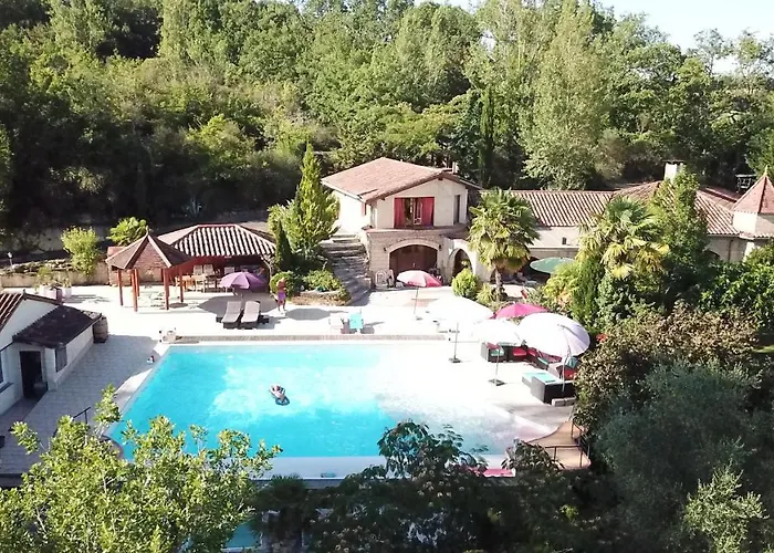 Luxury Family In The Heart Of Gascony. Large Pool & Gorgeous View Villa Tourdun